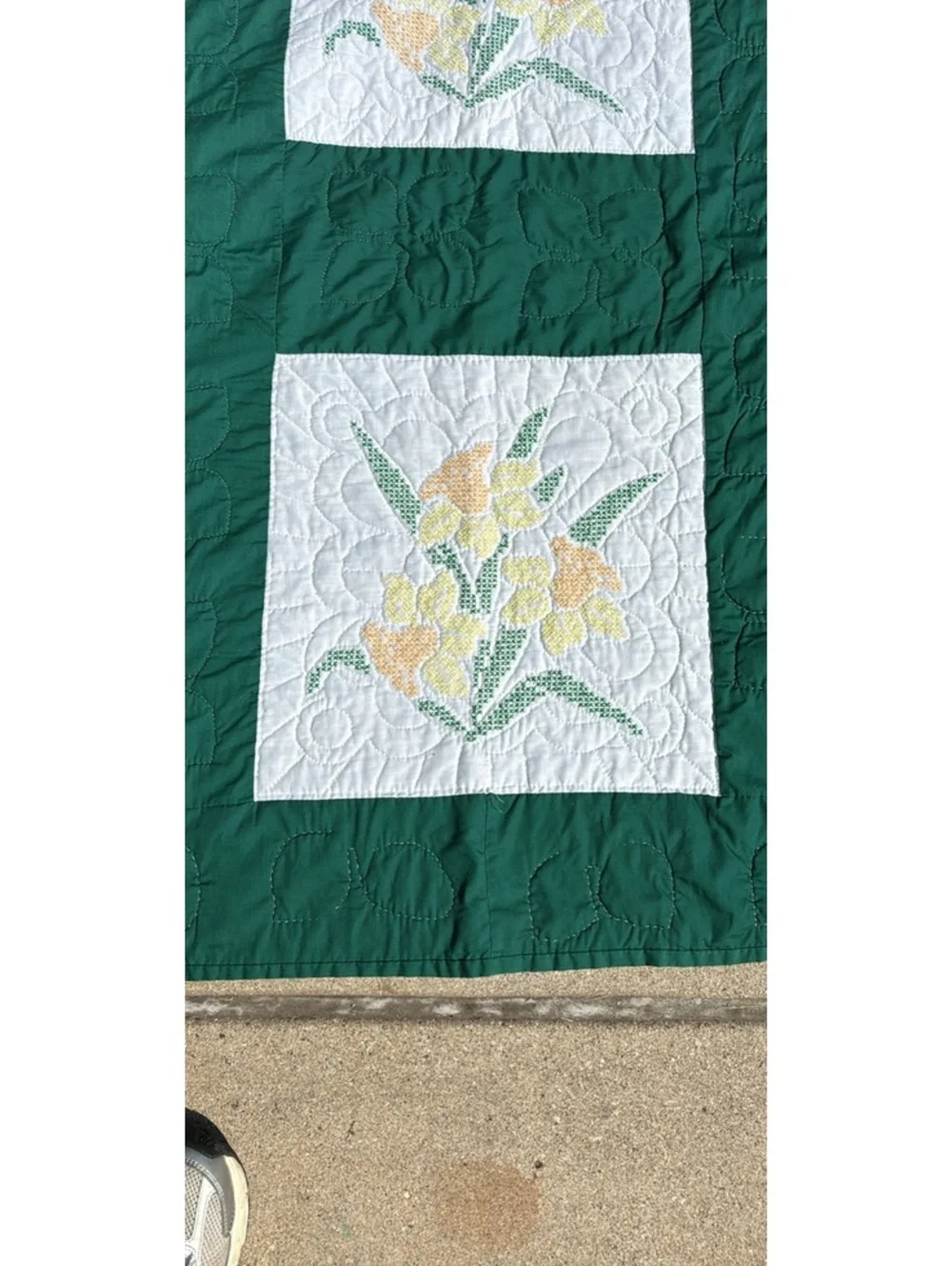 Vintage Hand-Quilted Cross-Stitch Daffodil Quilt